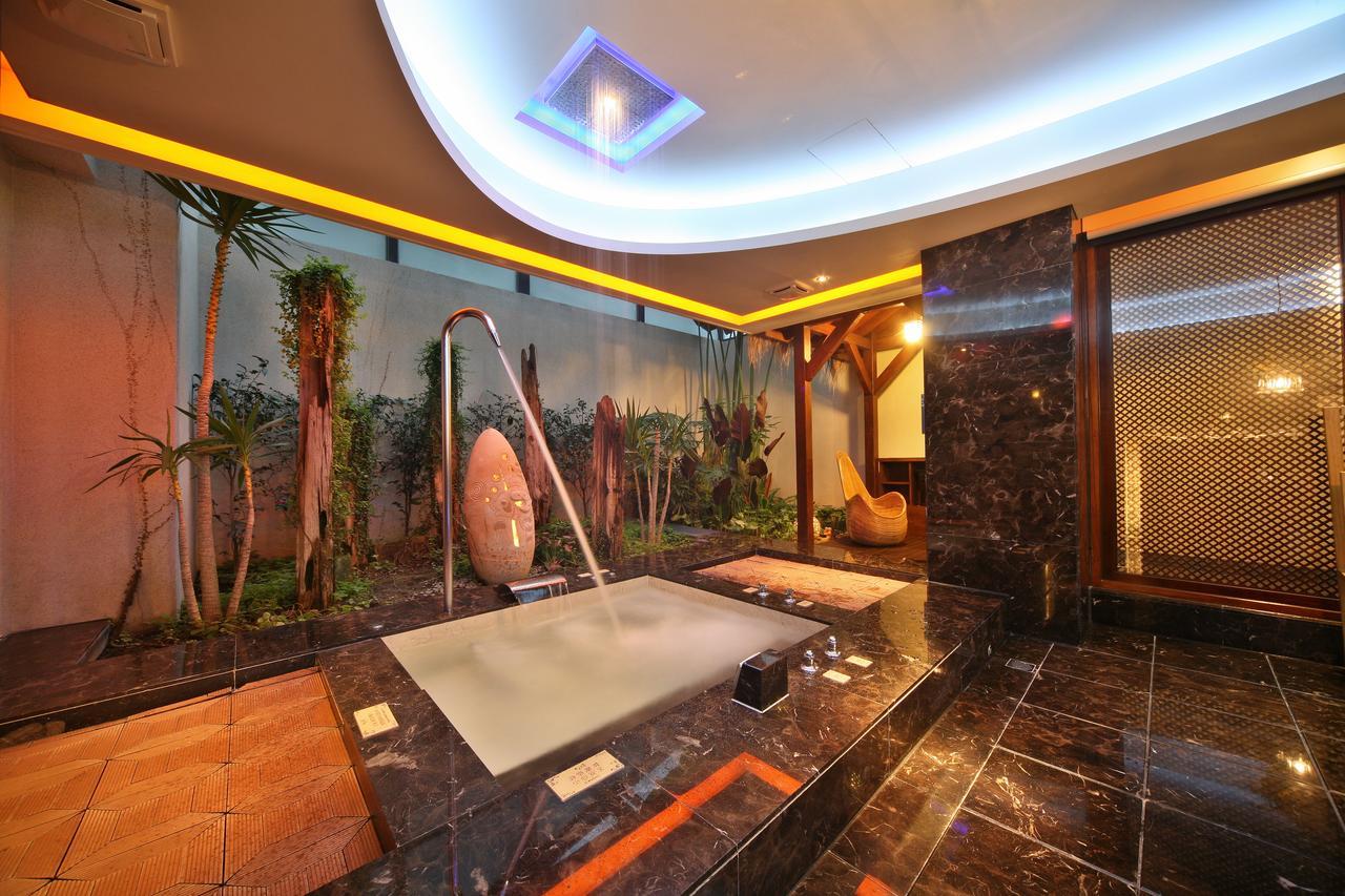 Lanshy Motel Đài Trung Ngoại thất bức ảnh